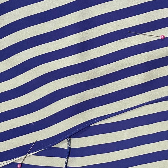 Michelle Mason Top from Barney's Striped Silk Flowy Hi-Low Tee Shirt Blouse M - Picture 9 of 12